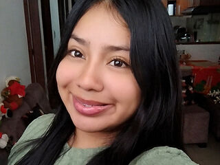 cam slut chat room NoaBaker