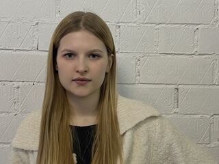 hot camwhore ParisRoacho