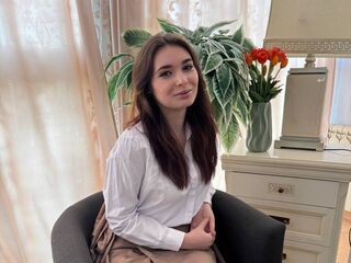 naked camgirl gallery QueenieHails