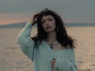 hot webcamslut RavenRomo