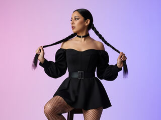 cam slut chat room RenataStile