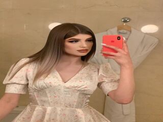 masturbating camgirl RolandePhilavanh