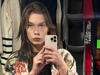 dirty cam show RubyRedkis