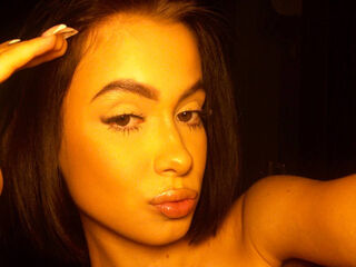 closeup cam RuthieMichieli