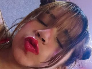 camgirl showing tits SabrinaBlue