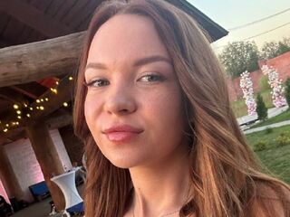 hot strip tease show SadeBergum