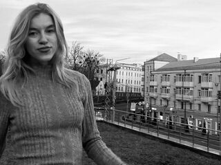 camgirl fingering shaved pussy SallyRodwell