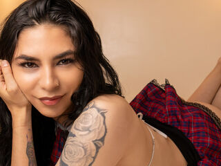 shaved pussy webcam SamantaRaven