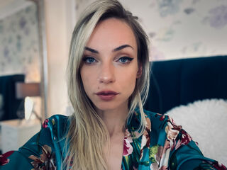 live webcam model SandraSage