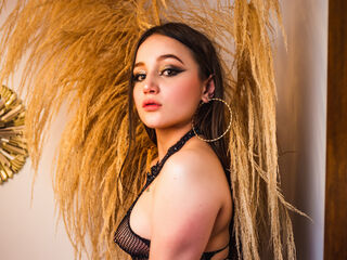hot strip tease cam SaraAbella