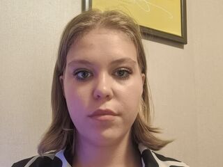 livesex SaturninaLeavitt