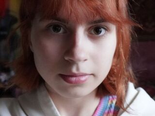 adult live cam SerafinaGoettl