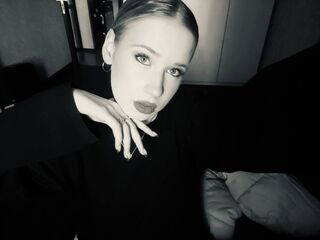 free webcam SherieMcwayne