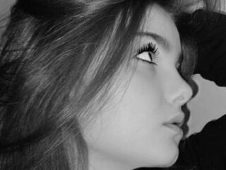 naked cam girl masturbating with vibrator StephanieMiller