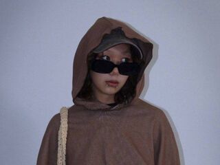 cam girl masturbating with dildo SumikoKrejcik