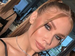 cam girl live TawnyaCarwell