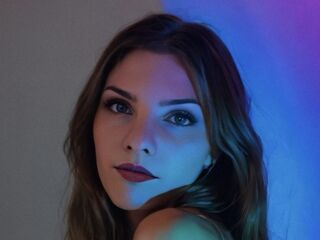 naughty cam girl masturbating with dildo TayteHalsted