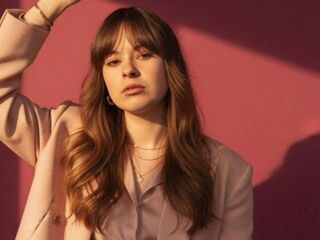 adult liveshow TerinaLairmore