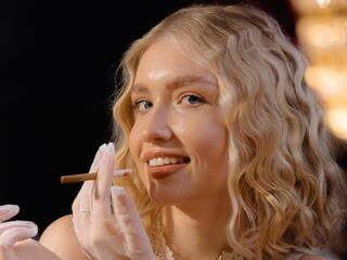 cam girl showing tits TessaSterling