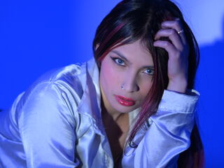 fingering cam slut TiffanySuarez