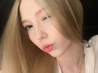girl topless chat WavaSkeldon