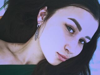 naughty cam girl fingering shaved pussy WesleyLetcho