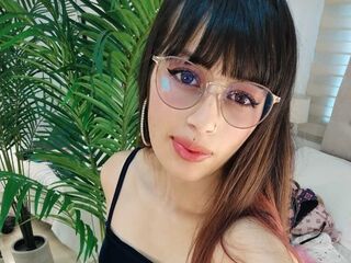 camgirl livesex YiyisRebel