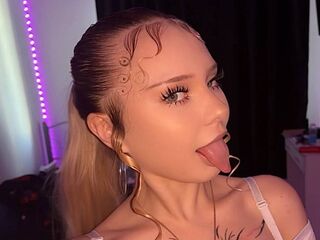 hot web cam show YolandoHeitz
