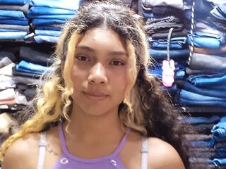 camgirl webcam photo ZoeFletcher